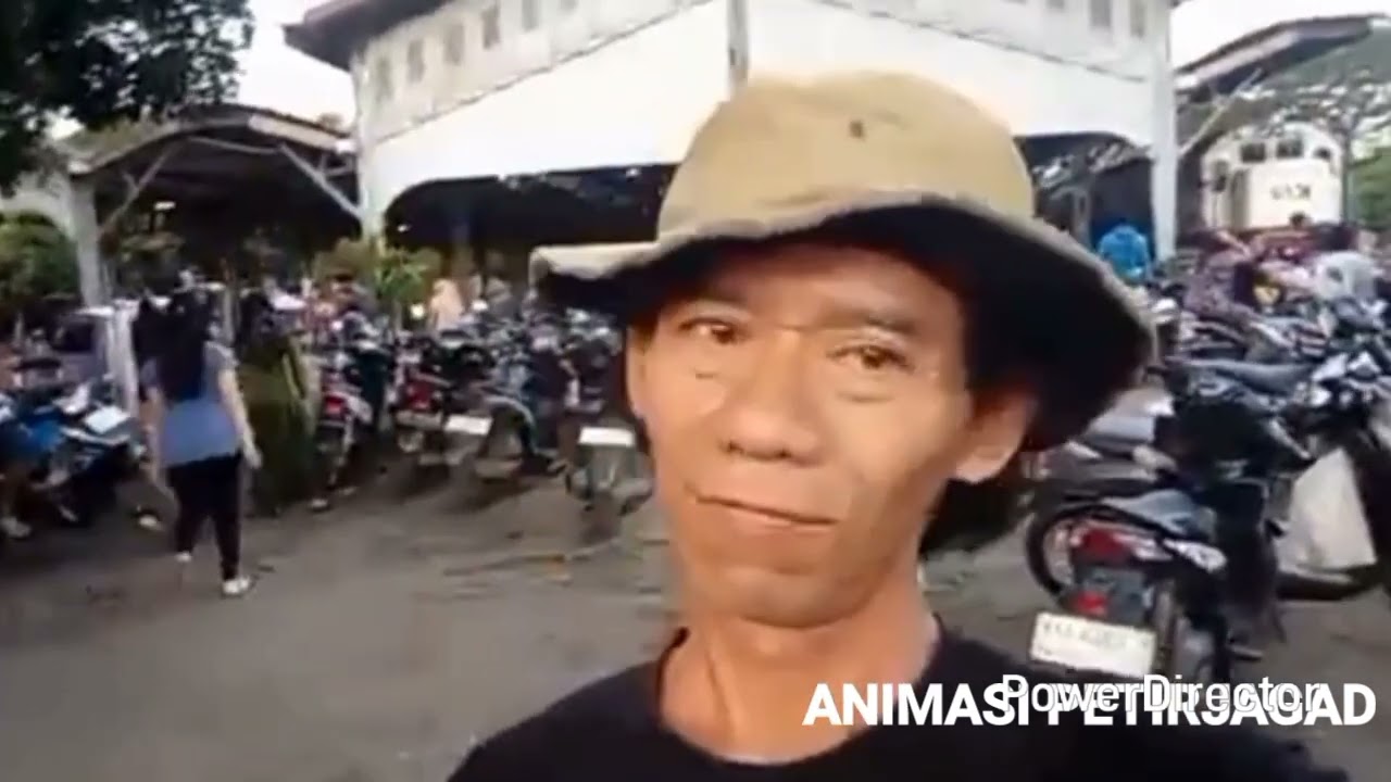 NGABUBURIT LIHAT KERETA API