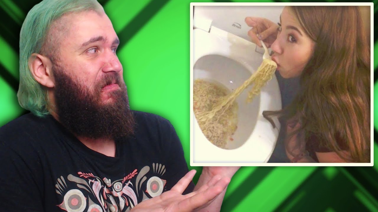 REAZIONE AL RAMEN PIÙ SCHIFOSO DEL WEB