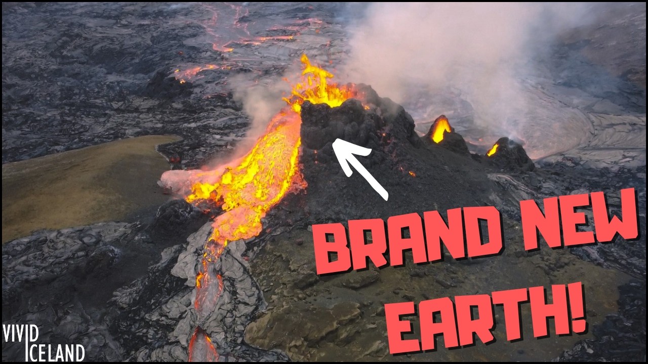 Trekking to Iceland&rsquo;s EXPLOSIVE NEW VOLCANO - Geldingadalur || Fagradalsfjall