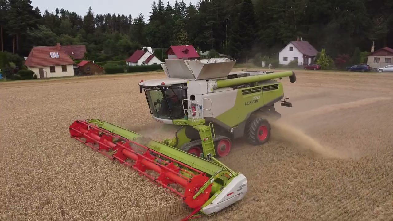 Sklizeň pšenice - Claas Lexion 770 & Claas Lexion 760 & John Deere