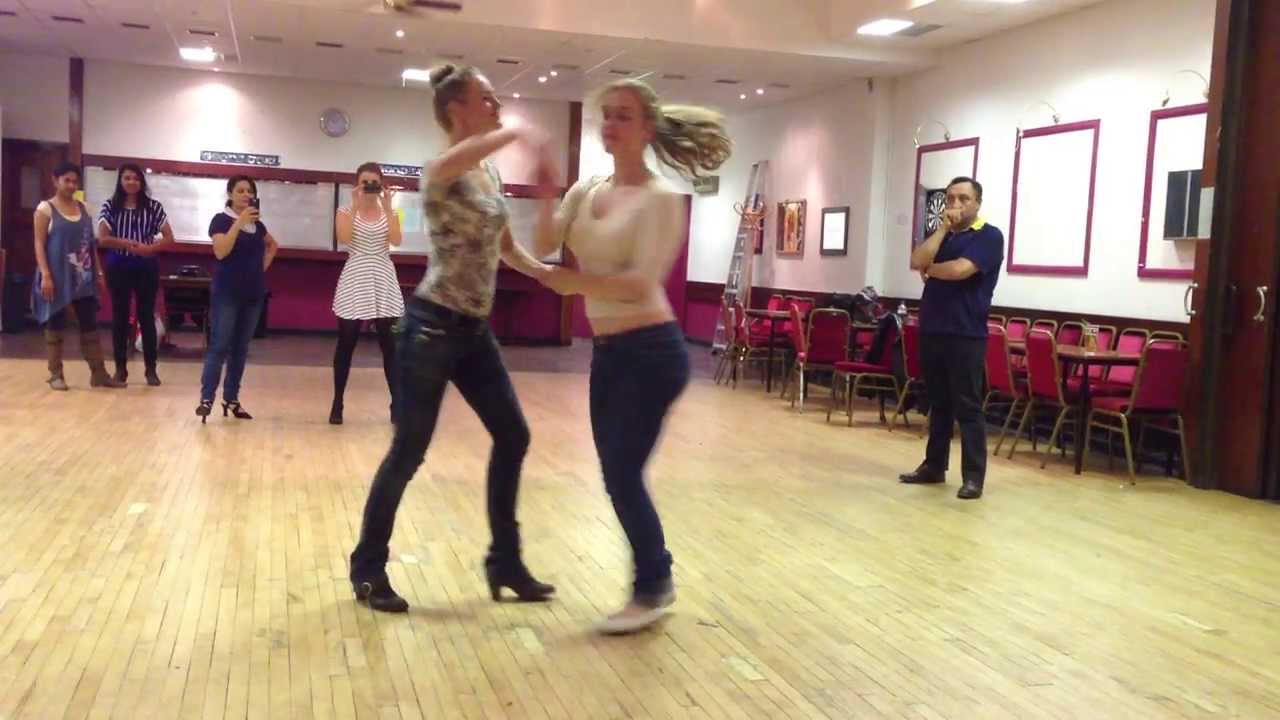 Rasa Pauzaite - Intermediate Salsa Lesson - Levels 1&2