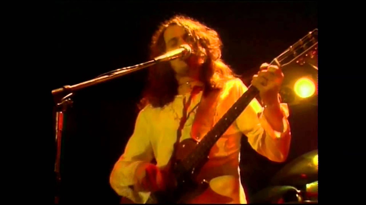 YES - Sweet Dreams (Live at QPR)