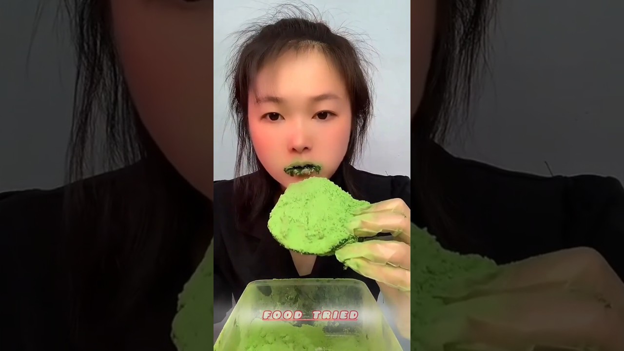 matcha 🍵ice eating big bite