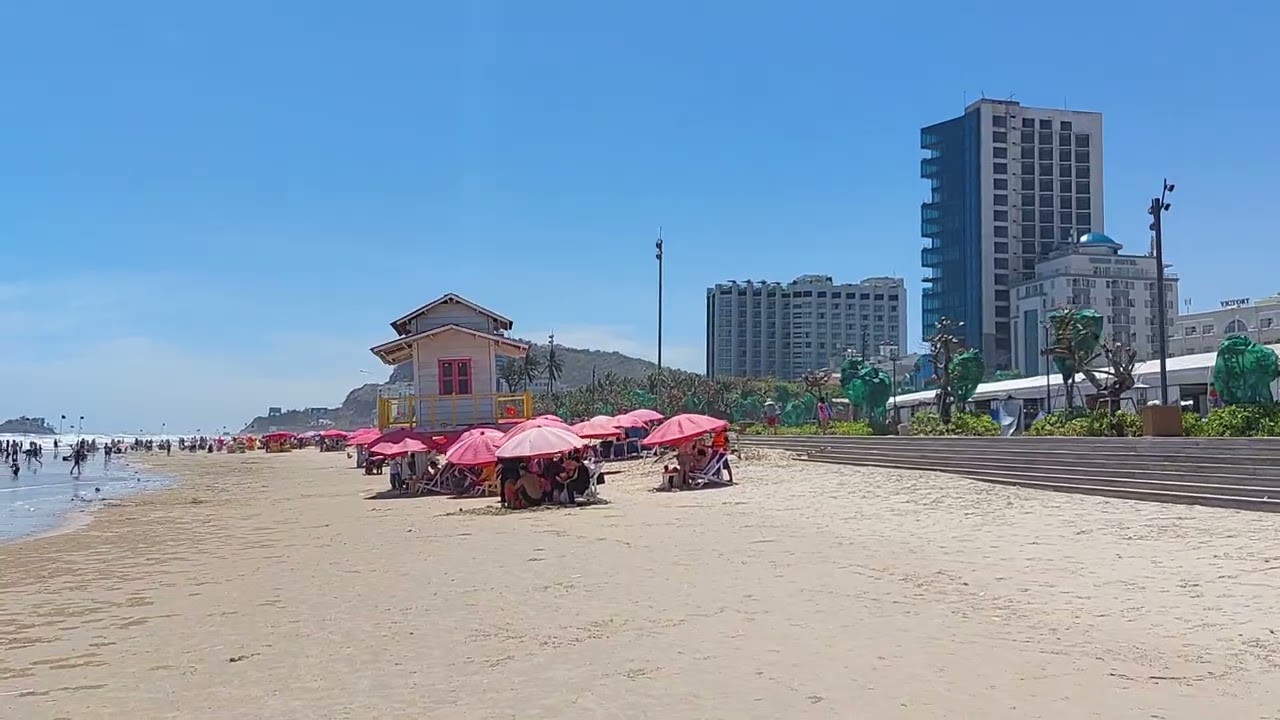 Pause déjeuner et plage #VungTau 