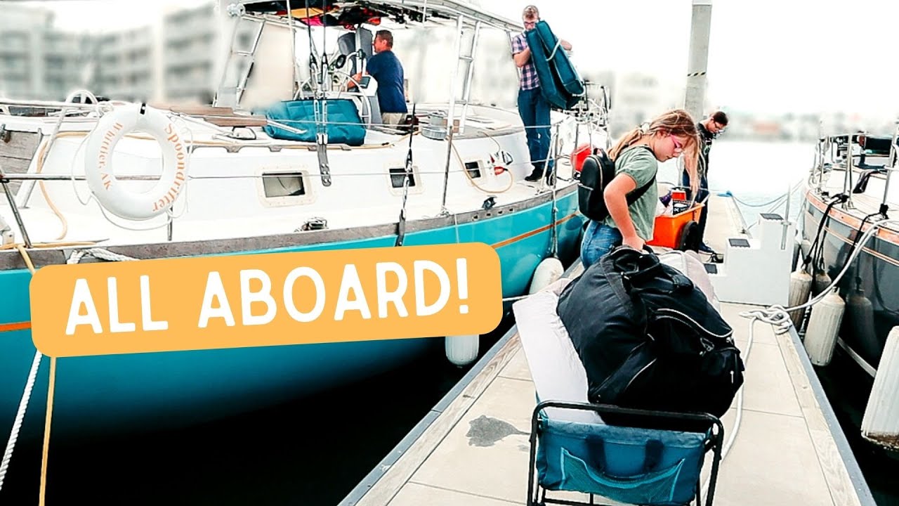 Moving a Family of Five onto a Sailboat | ep 192