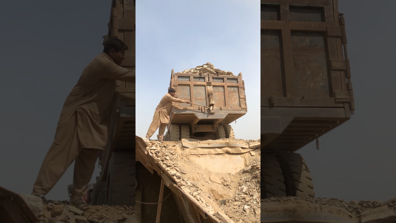 Ohh Dangerous Working ￼Rock Crushing Plant #rockcrusher #jawcrusher #rockcrushing