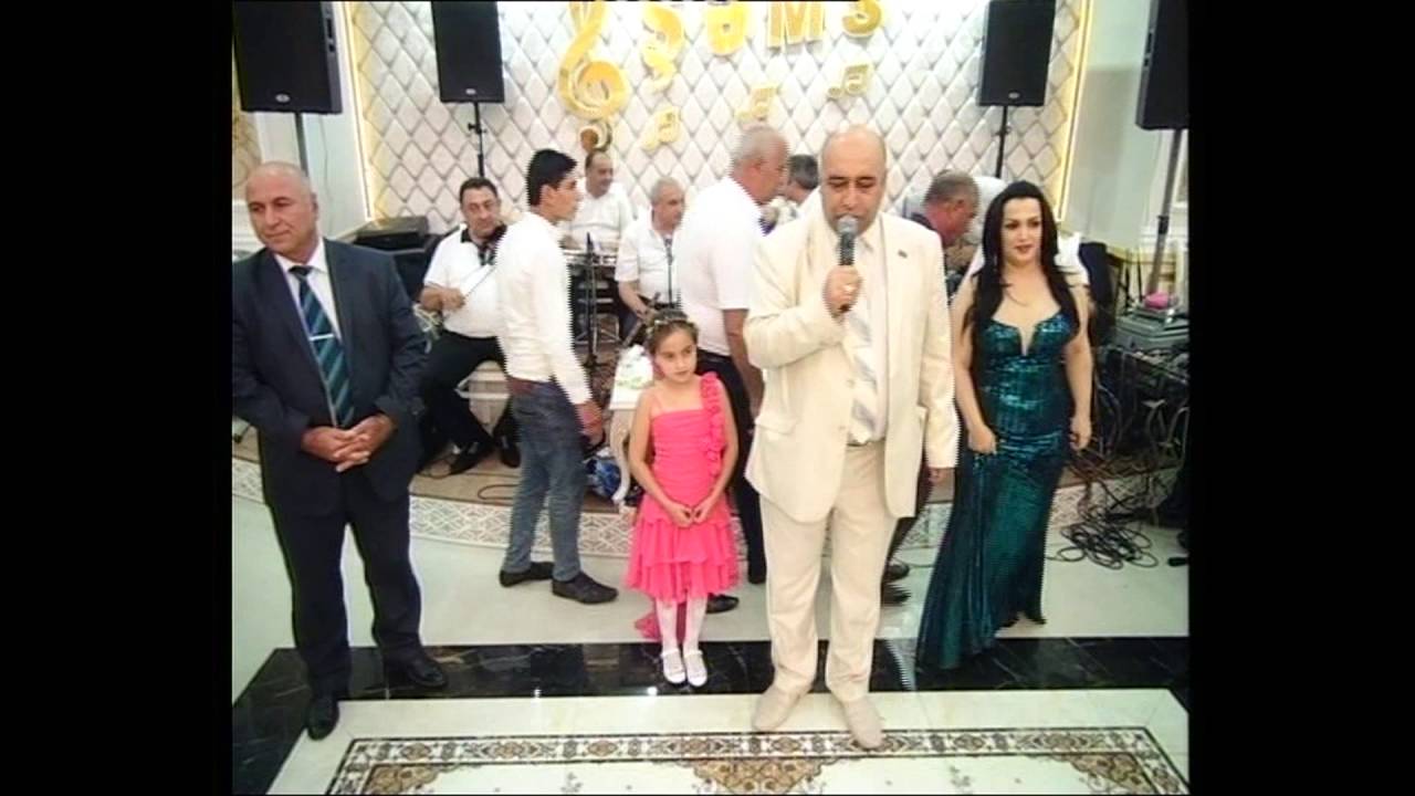 Gulsum Adilqizi - nevesi Selcan Shukurzadeye Xanoglan Eliyevin kitab teqdimati