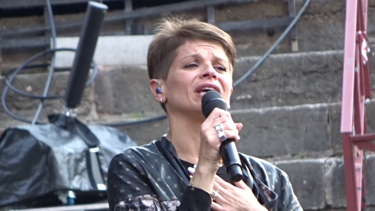 Alessandra Amoroso  Fidati ancora di me