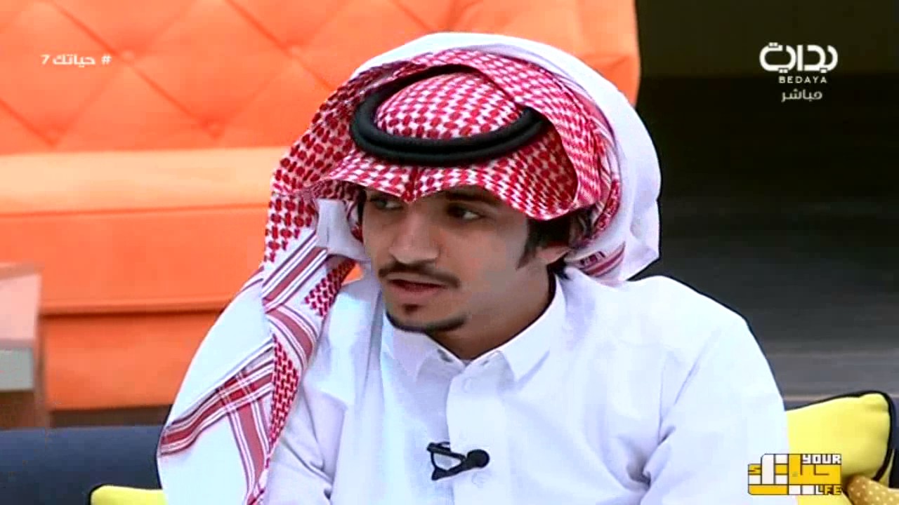 سوالف عفوية - معاذ الجماز وفارس البشيري مع الشباب في الهنقر | #حياتك7