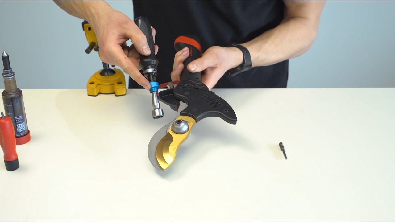 PT - Troca de Kit Maxi F3020 - Tutoriais - INFACO