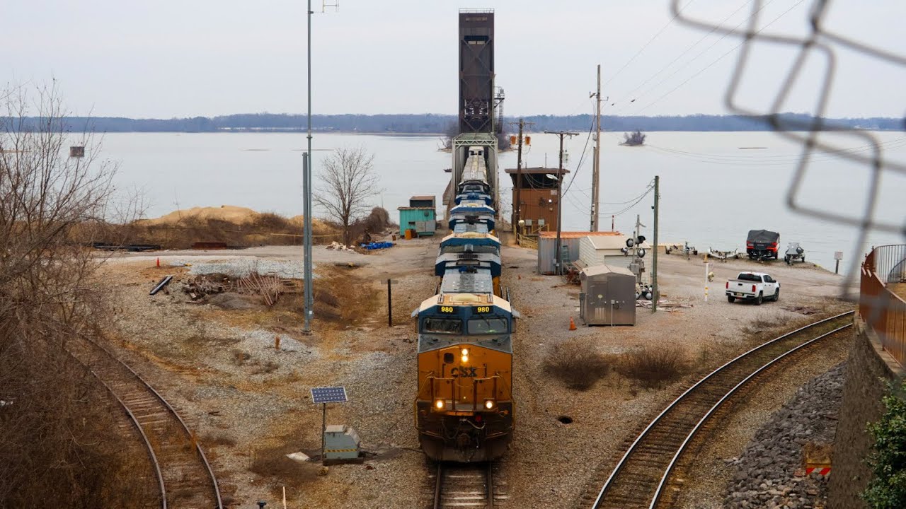 Valentines Day Railfanning in Decatur, Alabama