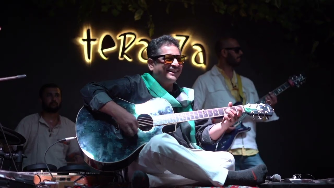 🎶 Get the World’s Only Spanish Veena Player for Your Event!