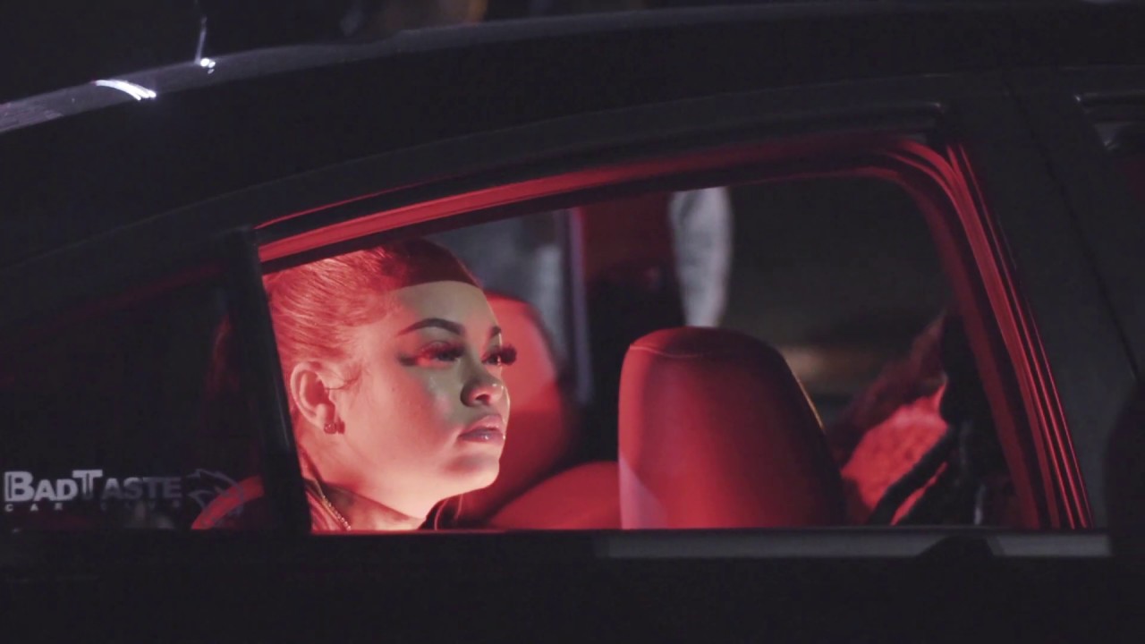 Mulatto Behind The Scenes of Cheerleader Music Video
