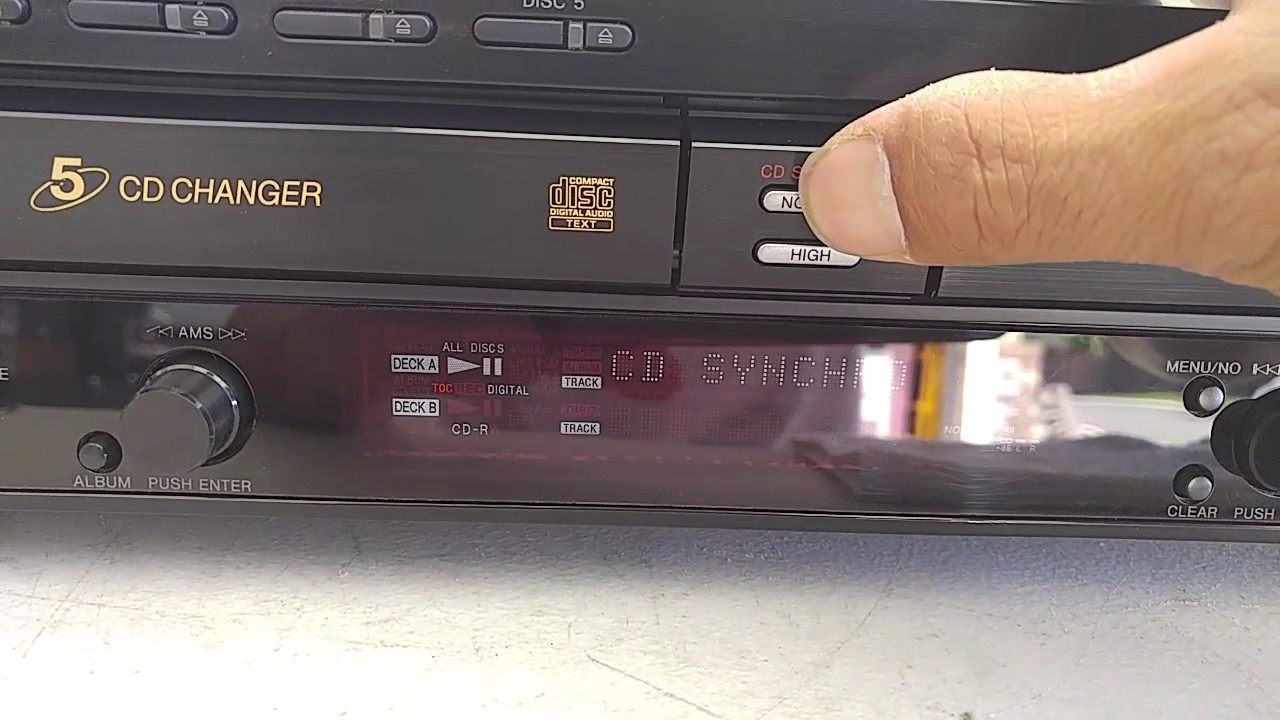 Демонстрация винтажного CD-плеера и рекордера Sony RCD-W500C