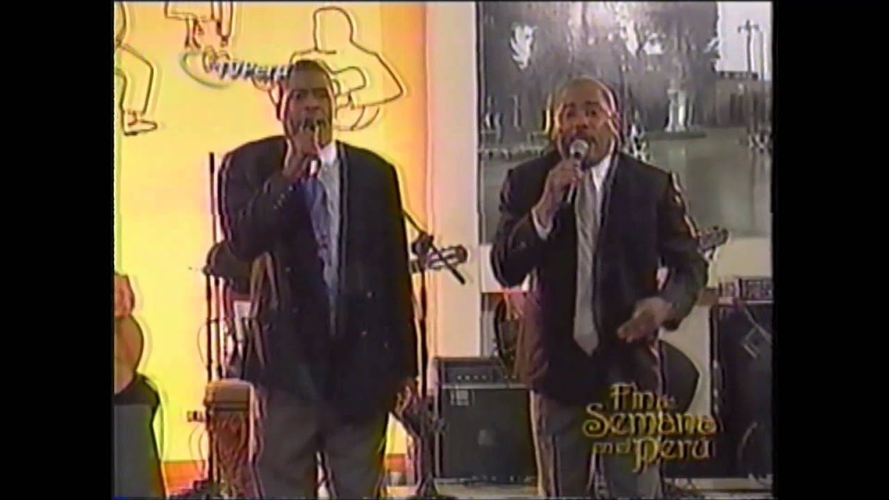 PETRONILA mix de valses peruanos cantan LOS HERMANOS VALDELOMAR