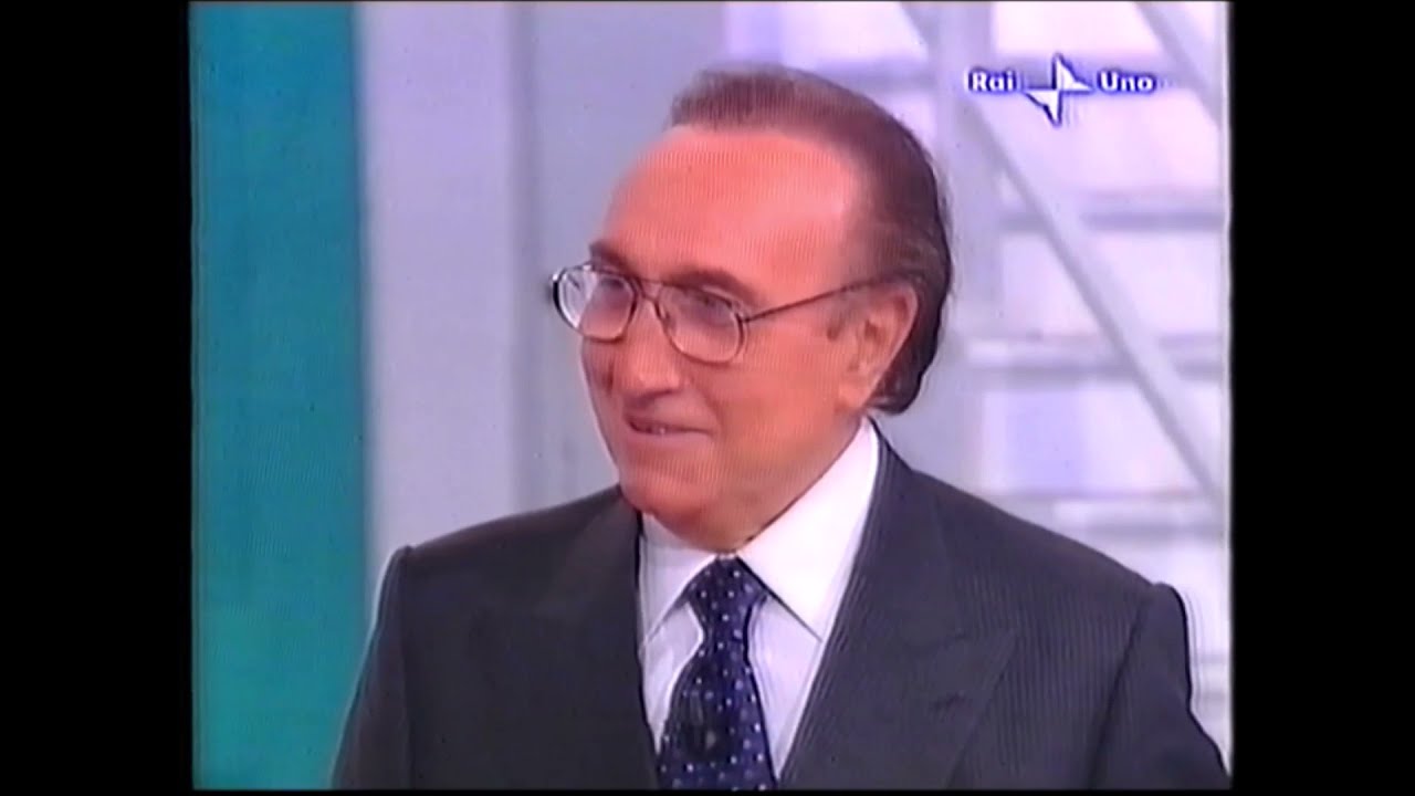Pippo Baudo ospita Lino Banfi a Domenica In 2005