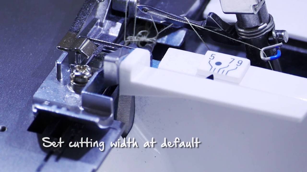 Tutorial: how to create piping with the BERNINA multi-purpose foot for overlockers / sergers
