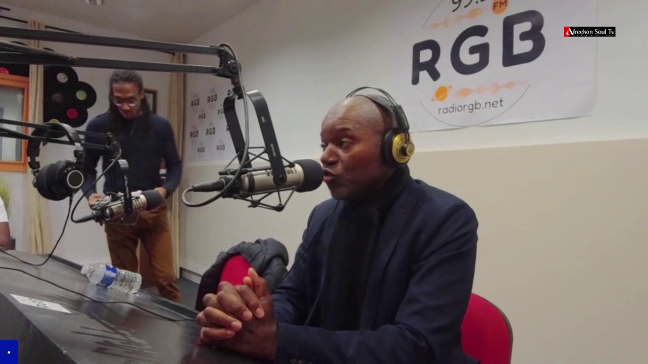 RADIO SHOW