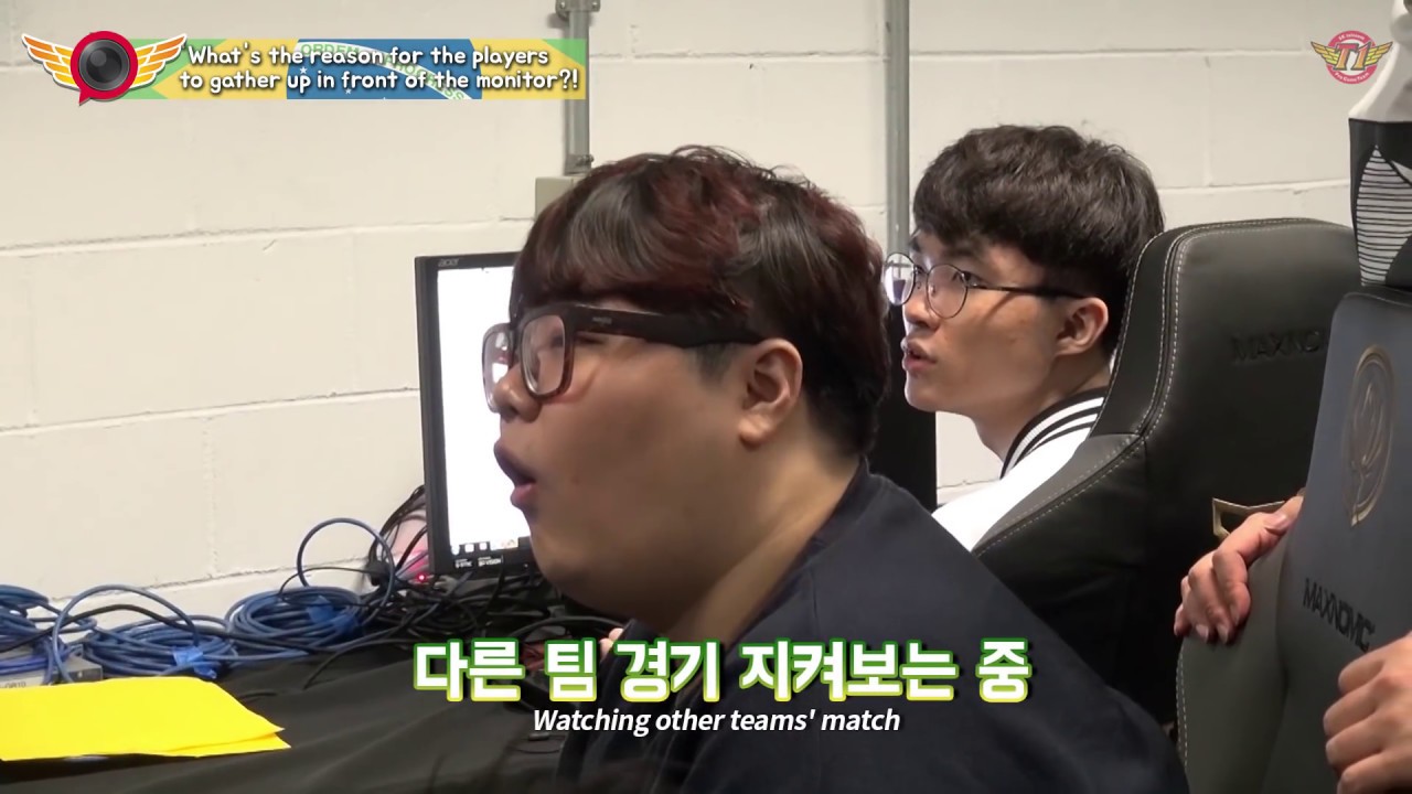 EP.23 What's the reason for the players to gather up in front of the monitor?![T1 Camera]
