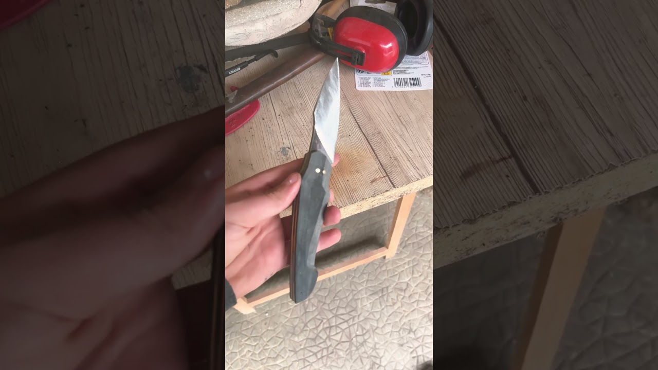 Couteau pliant à friction sur lequel je bosse🇫🇷🔪