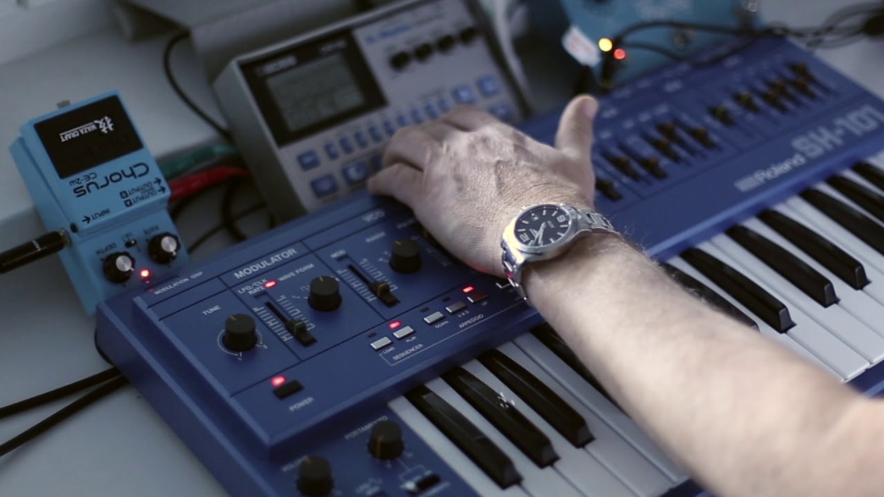 Roland SH-101 and BOSS DR-110 Jam 1