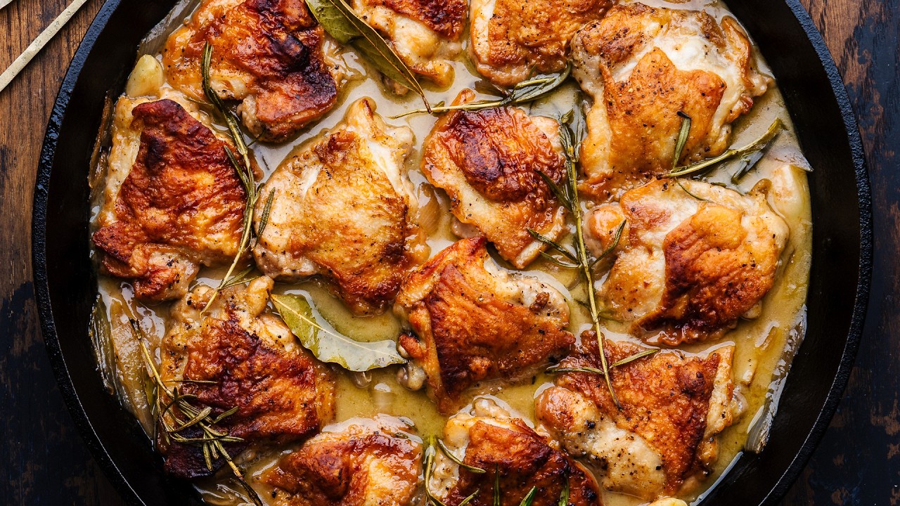 Italian Vinegar Chicken - The Incredibly EASY One Pan Chicken Dish