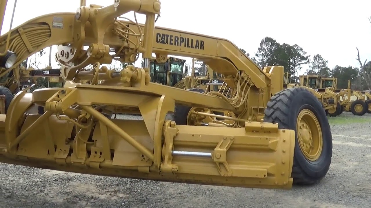 1990 CATERPILLAR 140G VHP For Sale