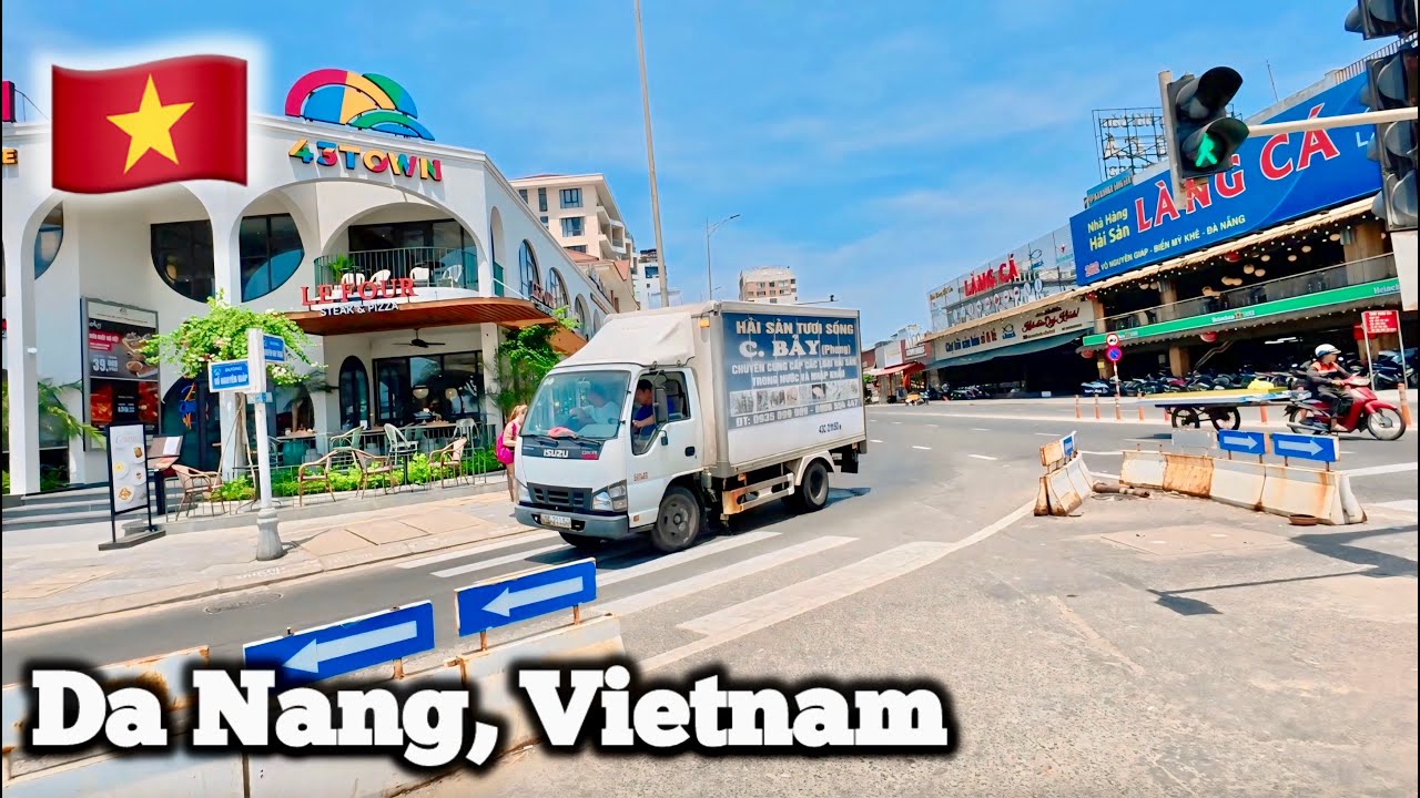 STREET WALK THROUGH THE EXPAT TOWN OF DA NANG