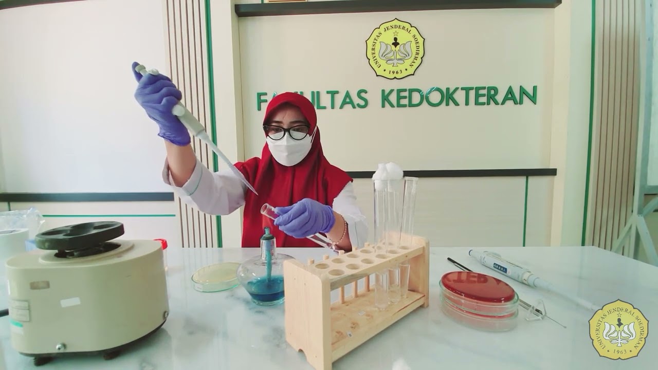 Isolasi bakteri dengan teknik pengenceran dan penanaman secara spread plate