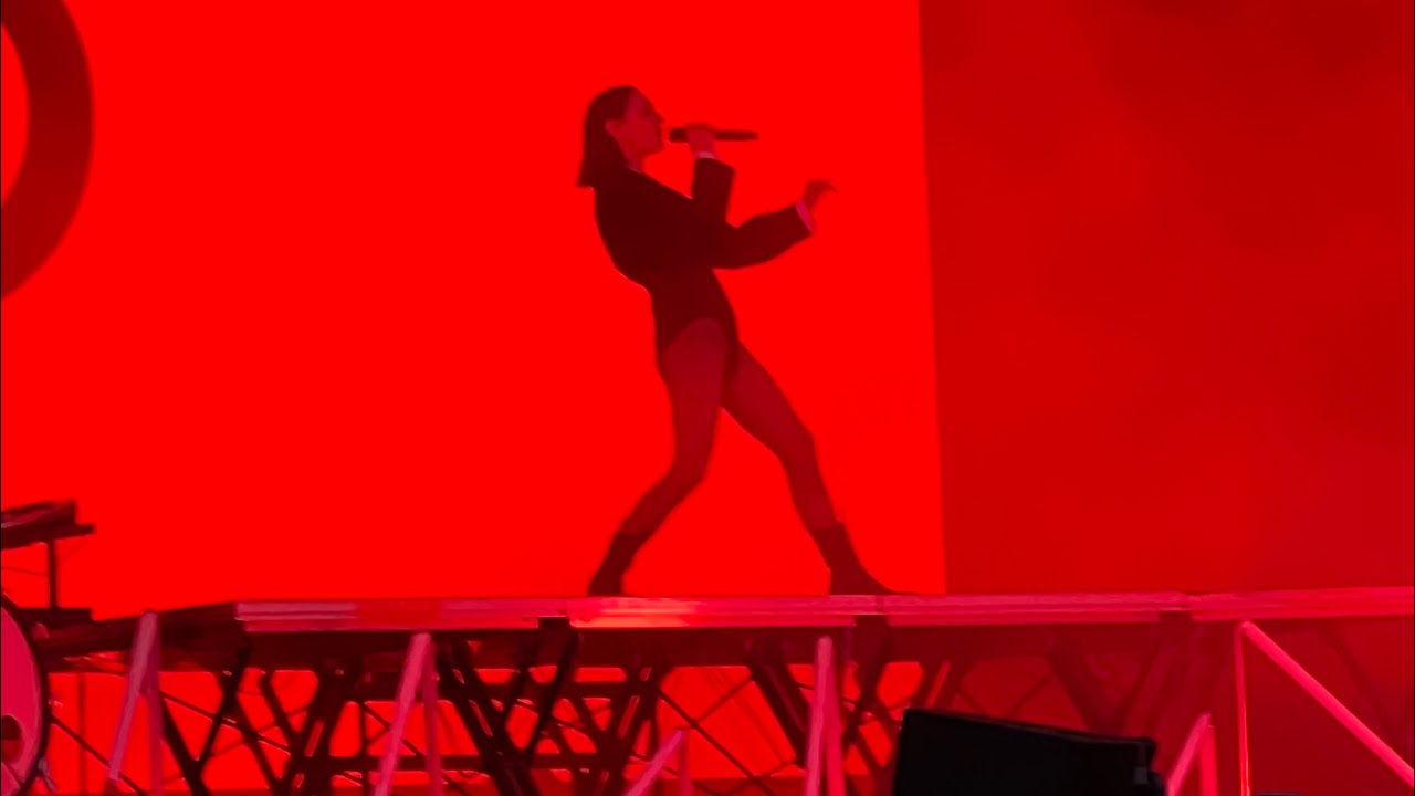 Art rock 2025 - Yelle - Je veux te voir