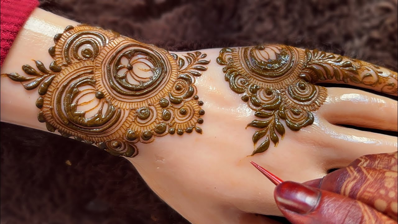 Very Beautiful Prettiest Lotus Henna Design For Back hand | Beautiful Back Hand henna design for Eid