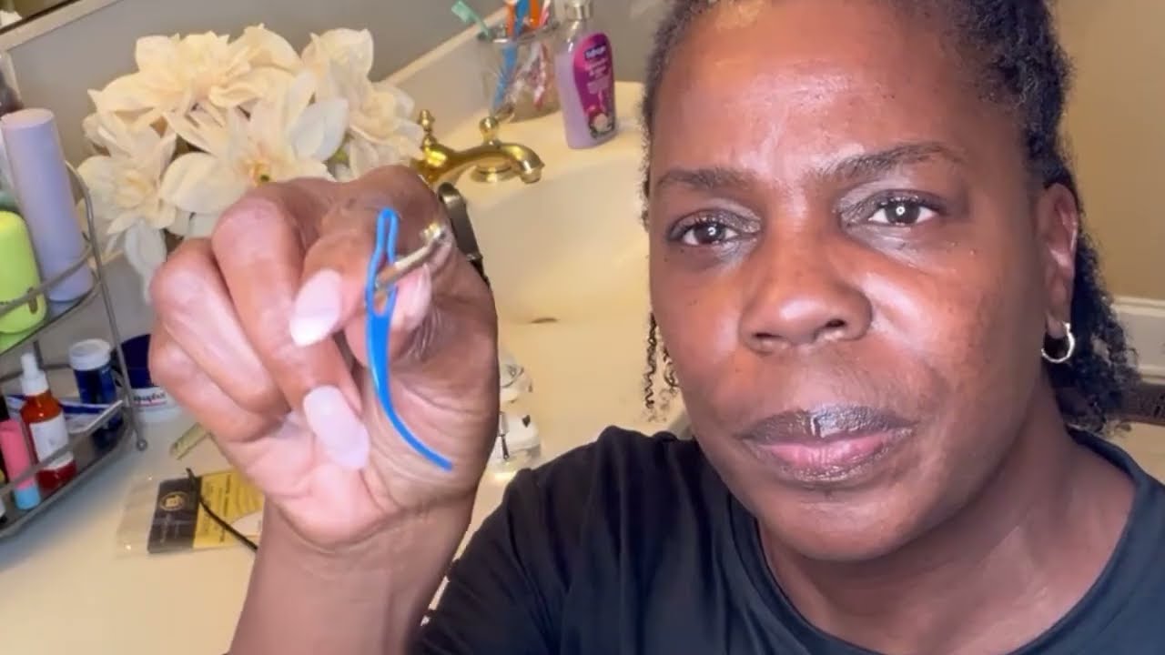 Mastering The Art Of Interlocking Curly Microlocs: Perfecting Your Retightening Technique