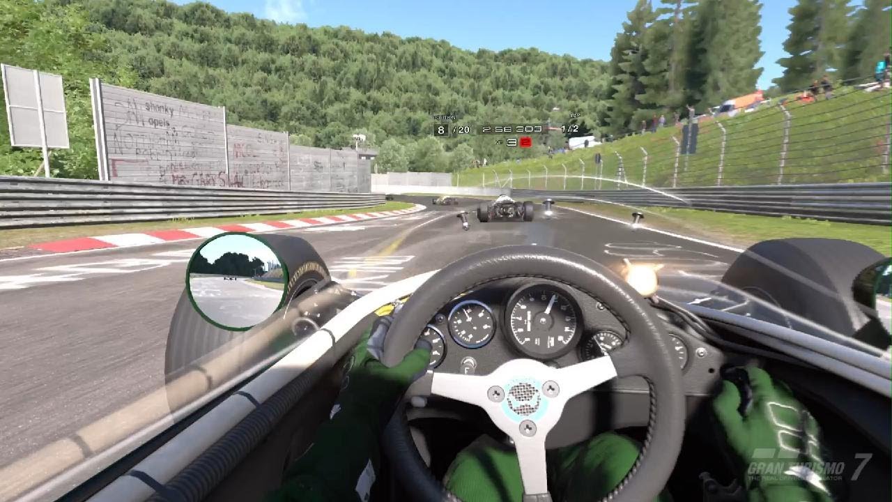 Gran Turismo 7 handfull
