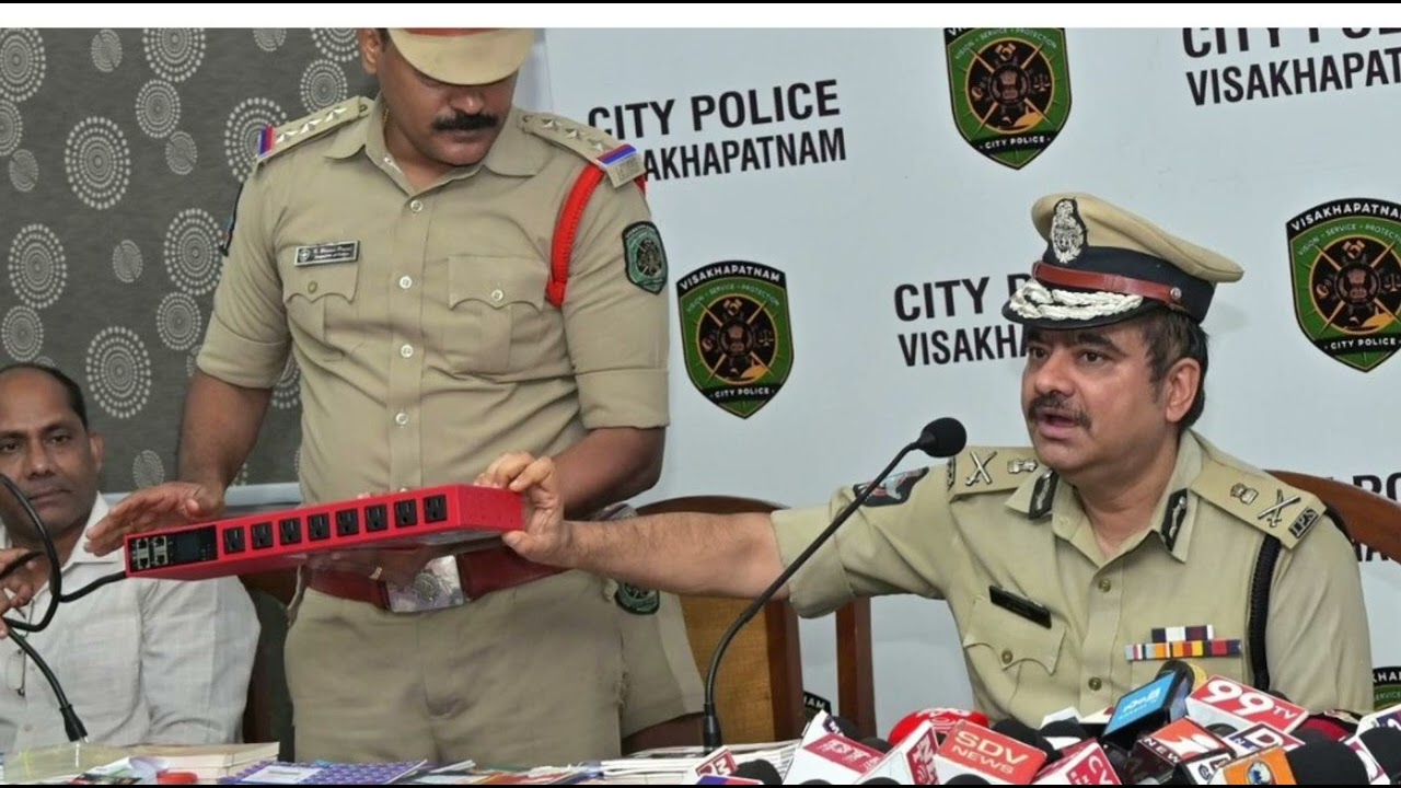 Police bust cyber scam racket, five arrested. | CRIME CYBER SCAM