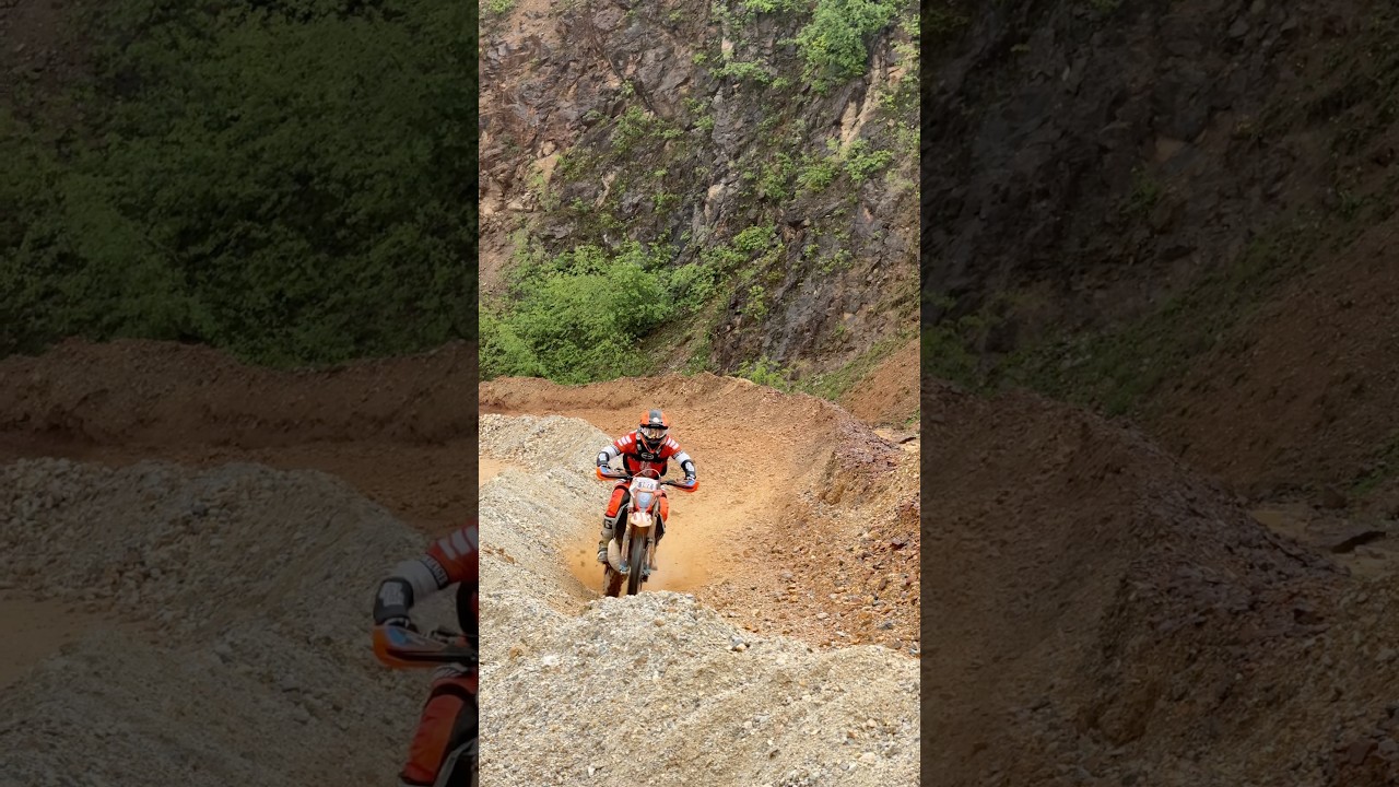This &icirc;s Erzbergrodeo hard enduro! #endurolife #enduro #braaap #2stroke #extremenduro #hardenduro