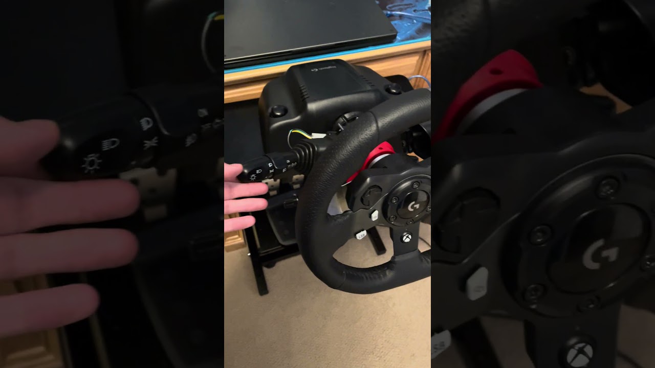 Turn signal stalk demonstration on my Logitech my G920 sim racing wheel!