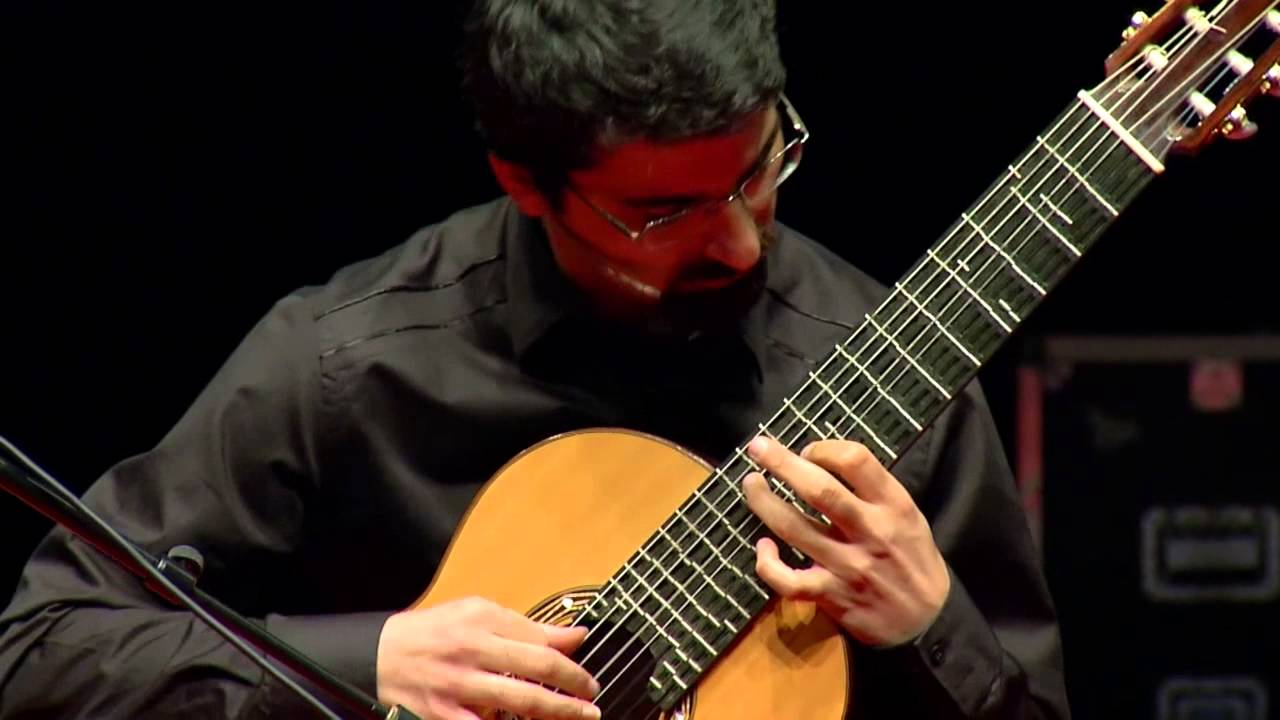 Gitarda sınırları kaldırmak: Tolgahan Çoğulu at TEDxReset 2014
