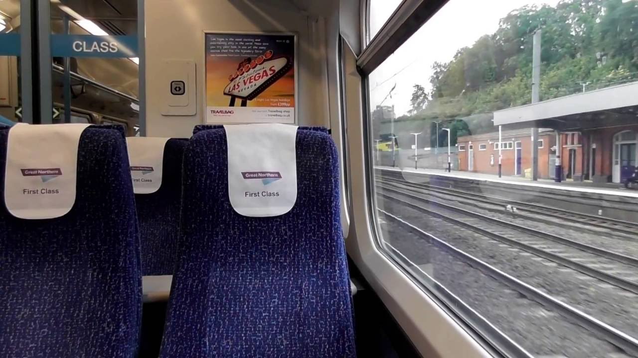 Leaving Hitchin On A Great Northern Class 365 (17/7/16)