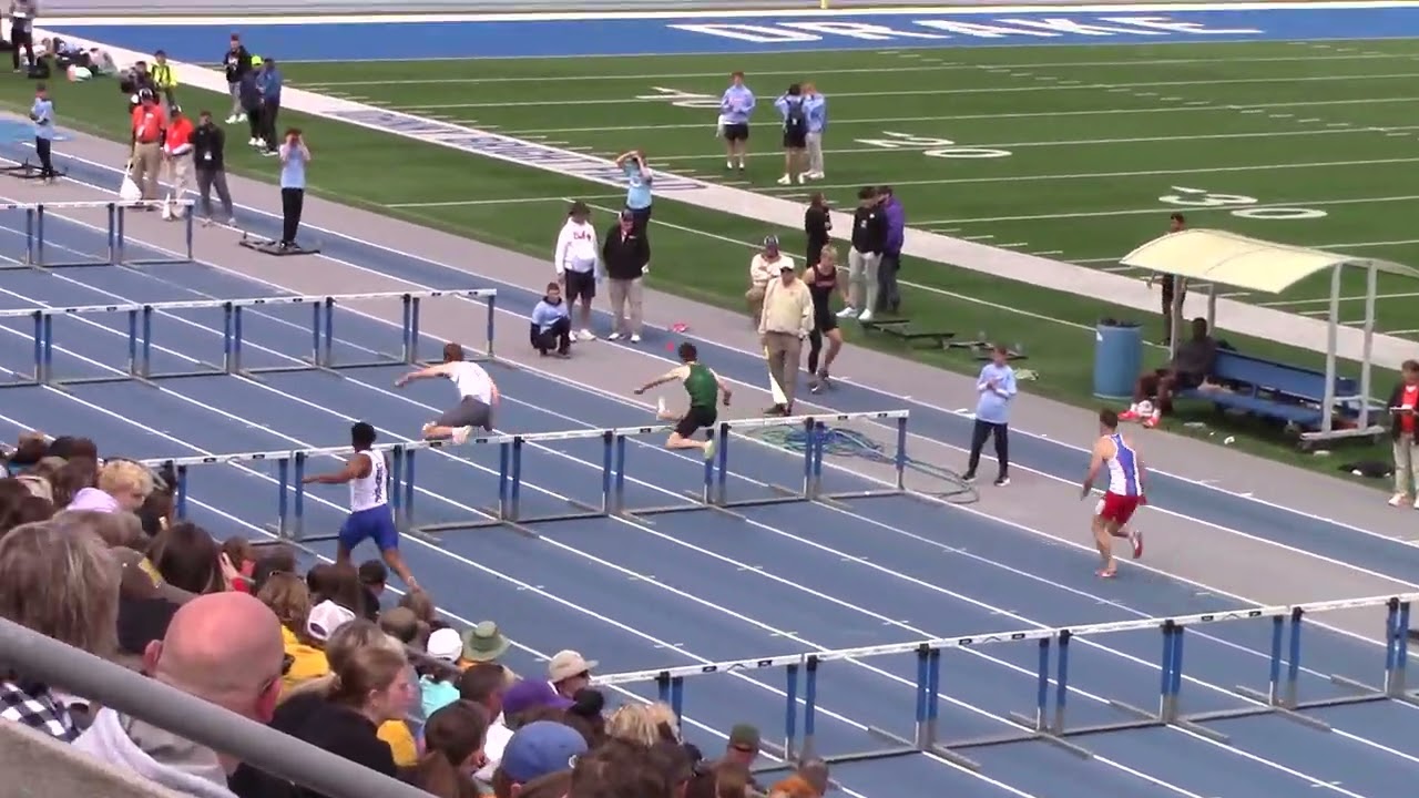 Iowa City West Shuttle Hurdle Relay - 2025 Iowa State Track Meet