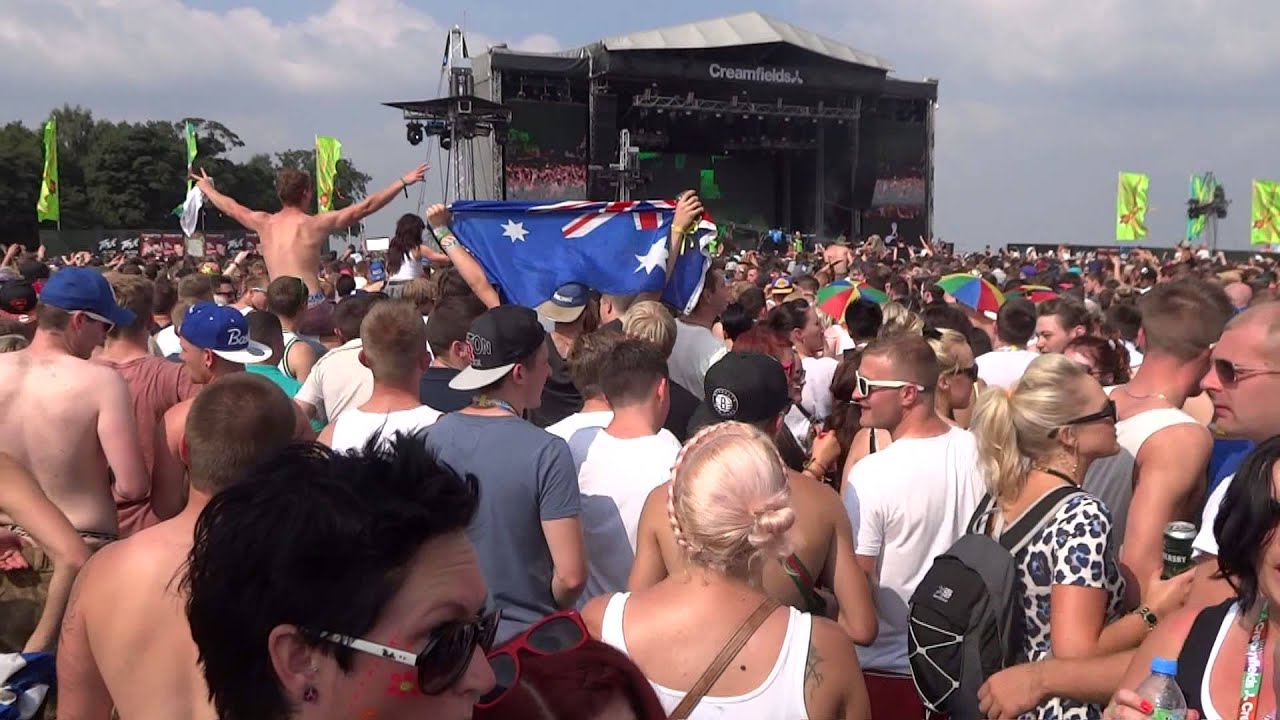 Highlights- Dimitri Vegas & Like Mike Creamfields 2013 1080p