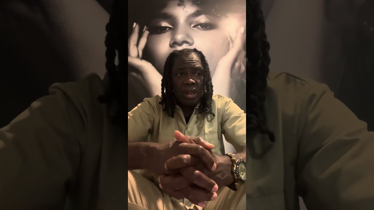 Rippa-SkippoutdaMelph: Talks about “Diesel and Terrance Williams”.