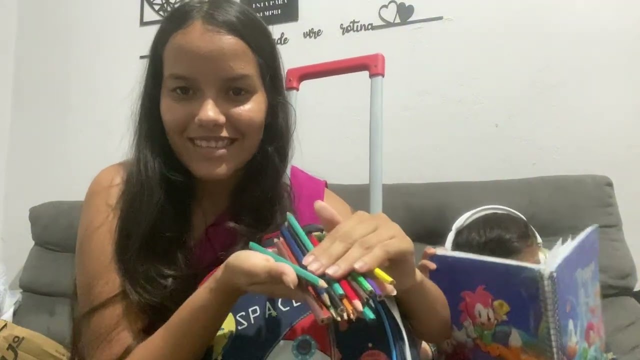 Oq restou do material escolar 2025 de Hugo 