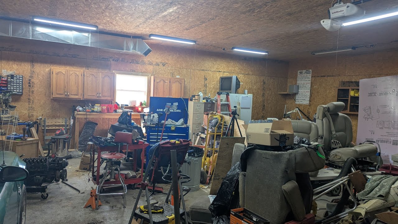 Lone Wrench Garage  is live!