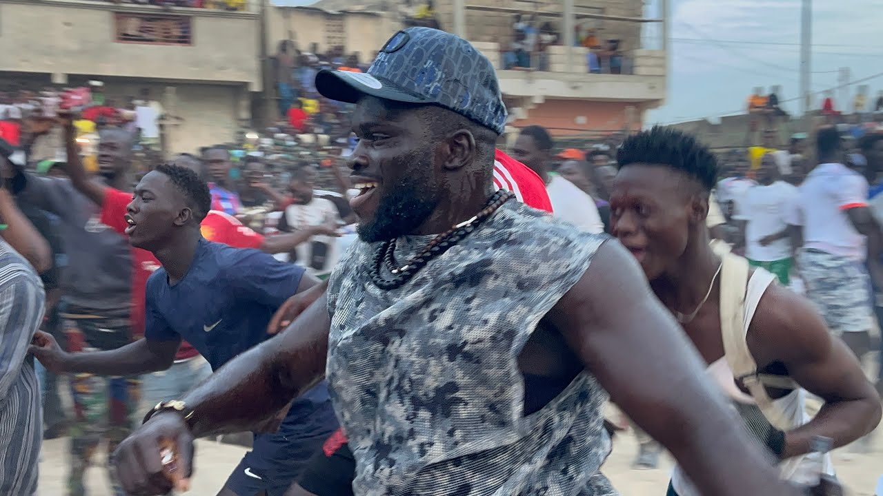 MAME FALLY sème l'ambiance à l'Open presse de ndiol sana