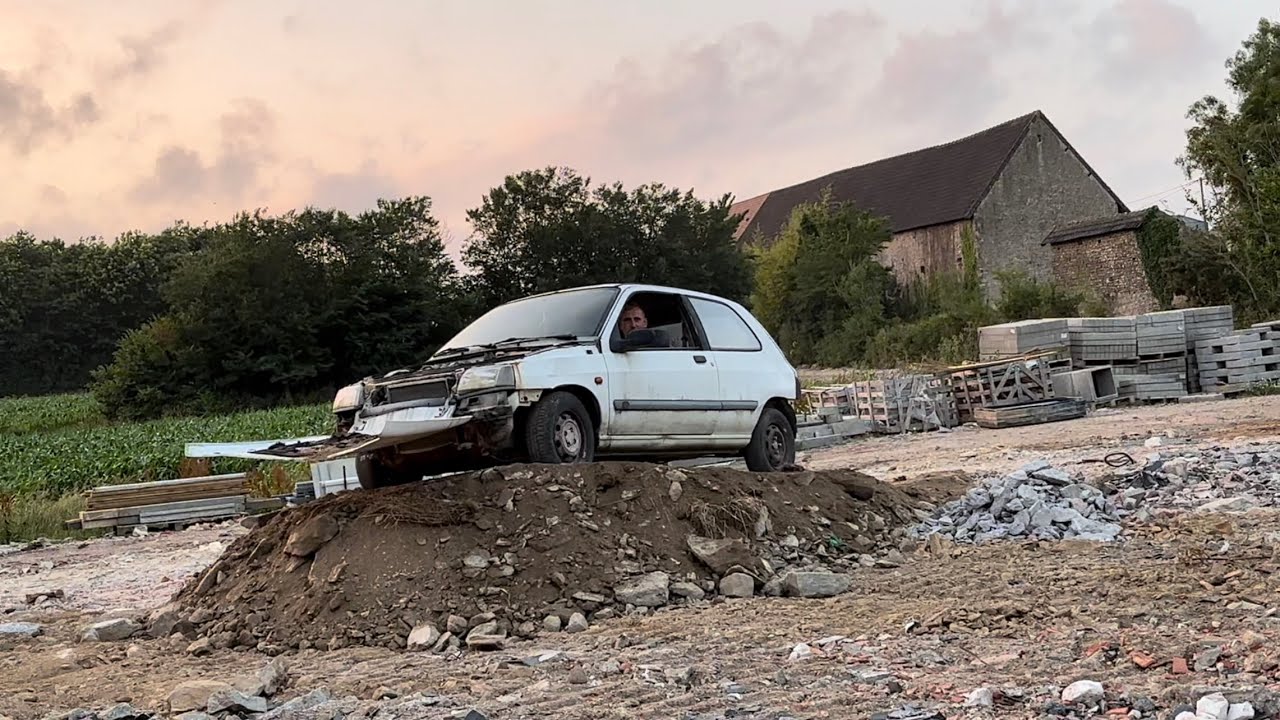 Test d’une Clio 1 dans des conditions extrêmes