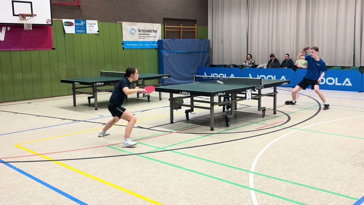 Kampf um die Medaille 1/4 Frederik Krülls vs Polina Kryvosheia