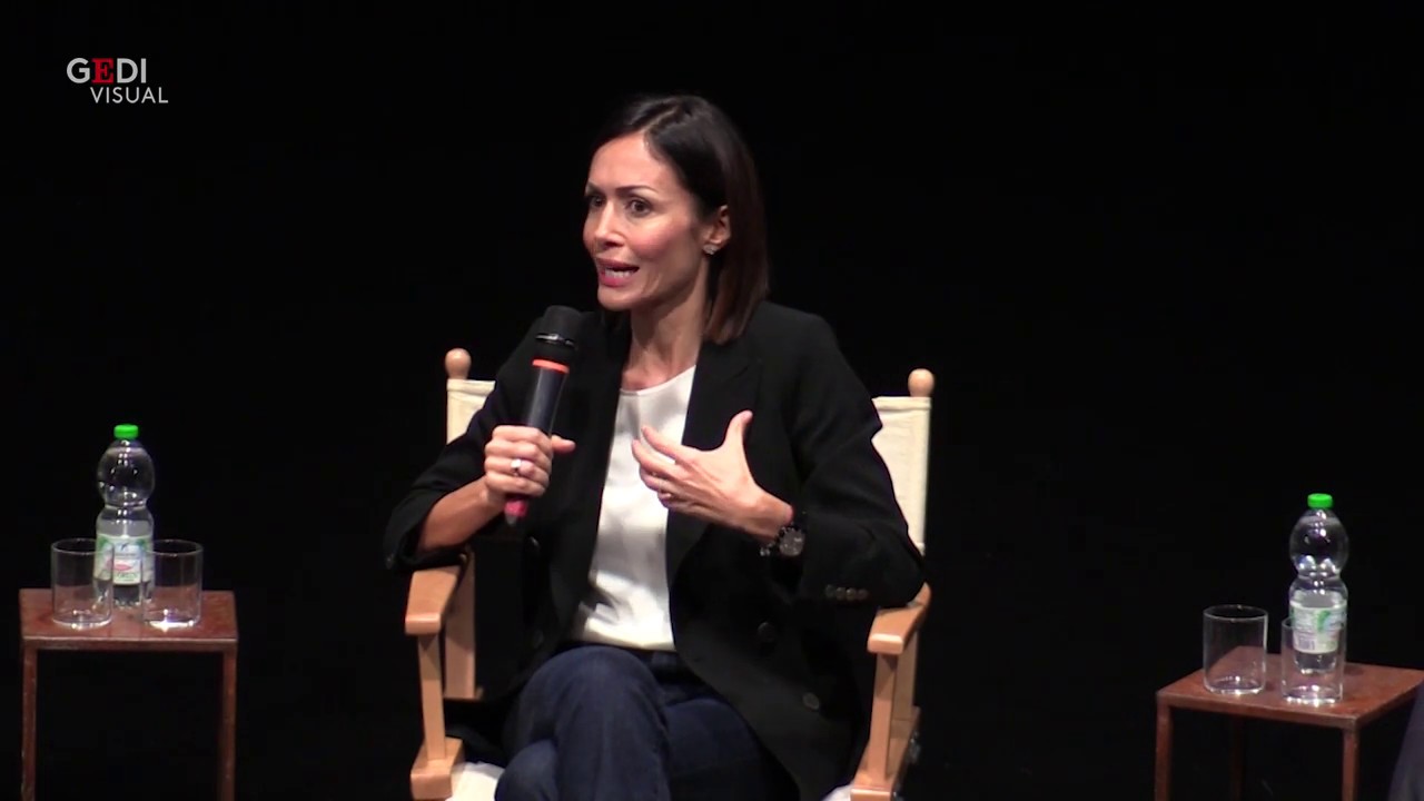 Mara Carfagna attacca: "Sudditanza psicologica con sovranisti ci danneggia"