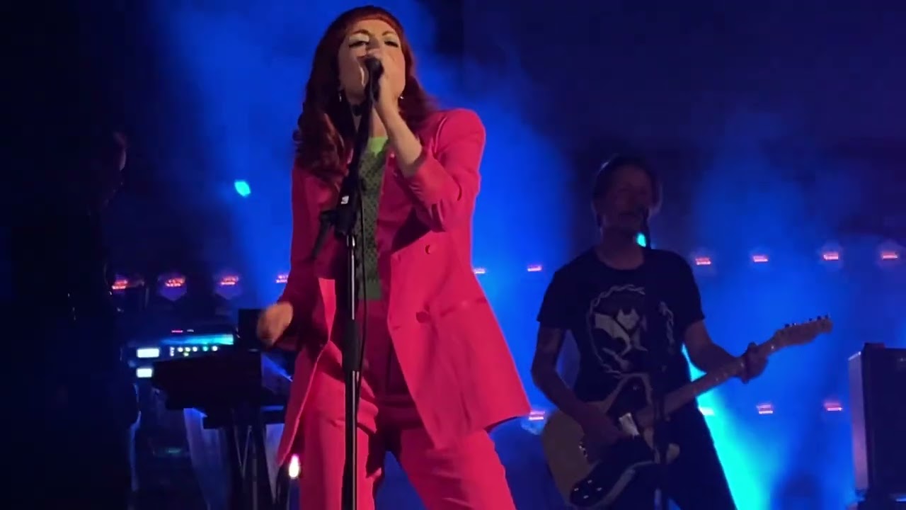 Manic Street Preachers - Your Love Alone Is Not Enough - 2023/06/15 - The Forum, Bath