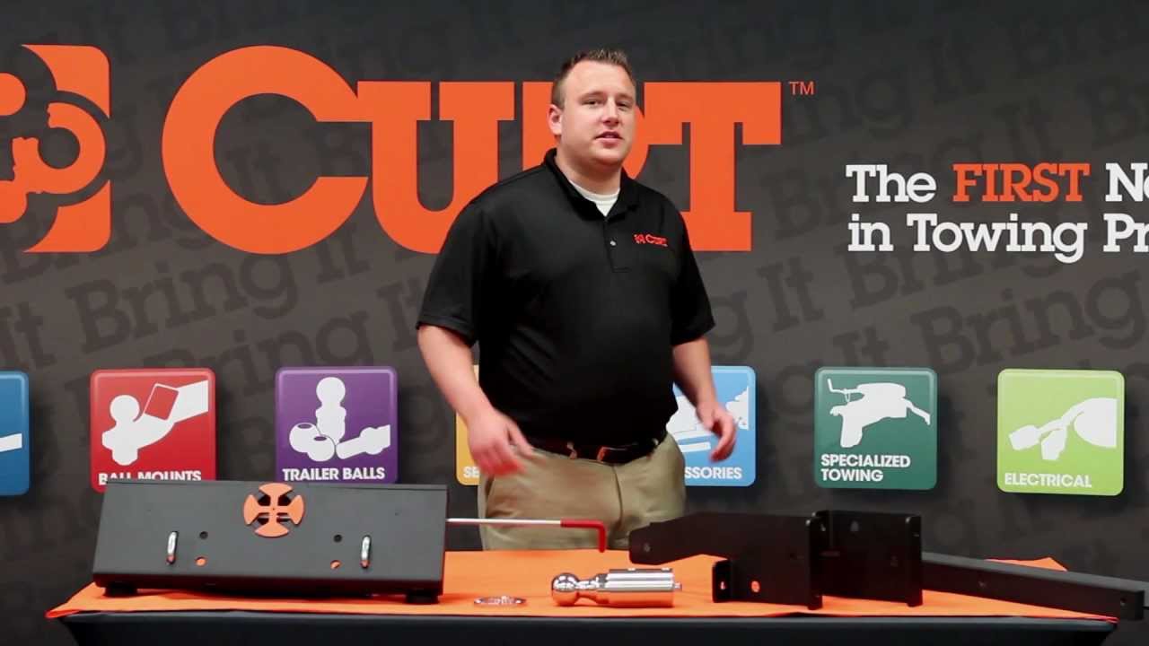 The CURT Double Lock EZr Gooseneck Hitch