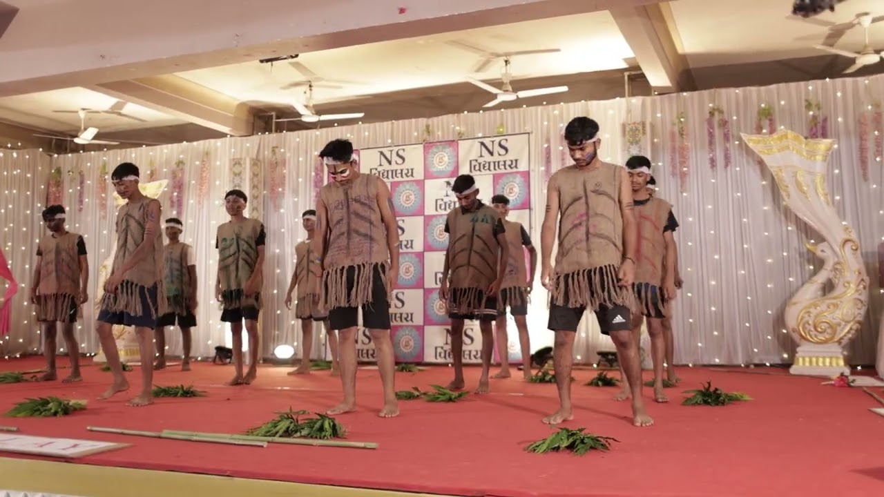 Tribal Hunter Dance Performance | Annual Function 2K25 | NS Vidyalay, Surkhai
